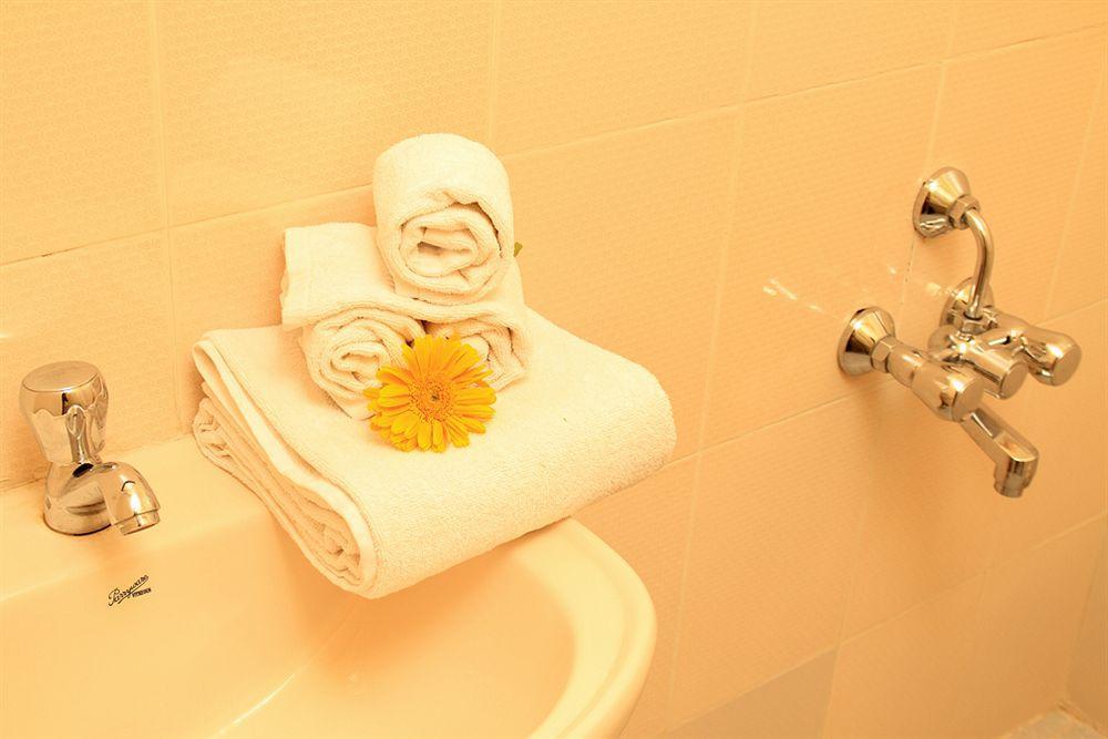 העיר בנגלור Arra Suites Kempegowda Airport Hotel מראה חיצוני תמונה