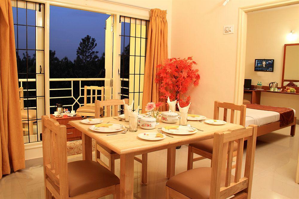 העיר בנגלור Arra Suites Kempegowda Airport Hotel מראה חיצוני תמונה