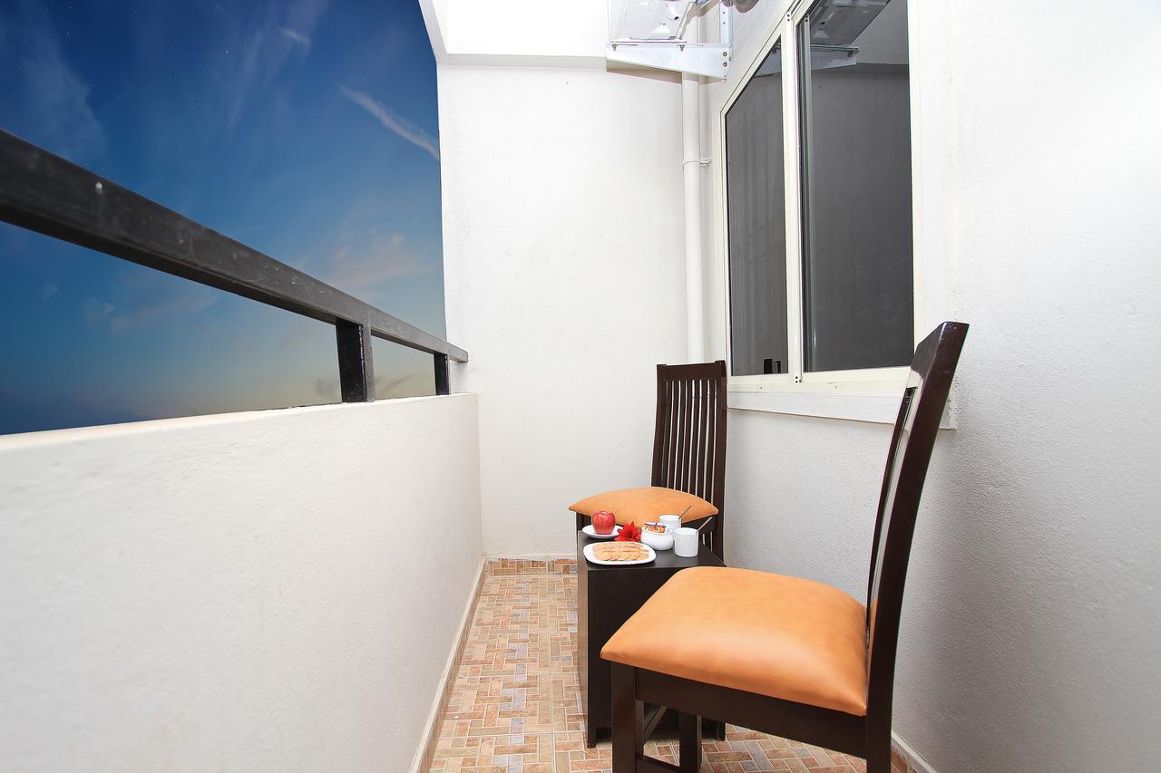 העיר בנגלור Arra Suites Kempegowda Airport Hotel מראה חיצוני תמונה