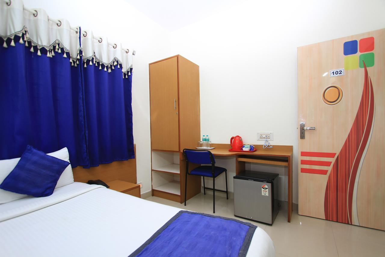 העיר בנגלור Arra Suites Kempegowda Airport Hotel מראה חיצוני תמונה