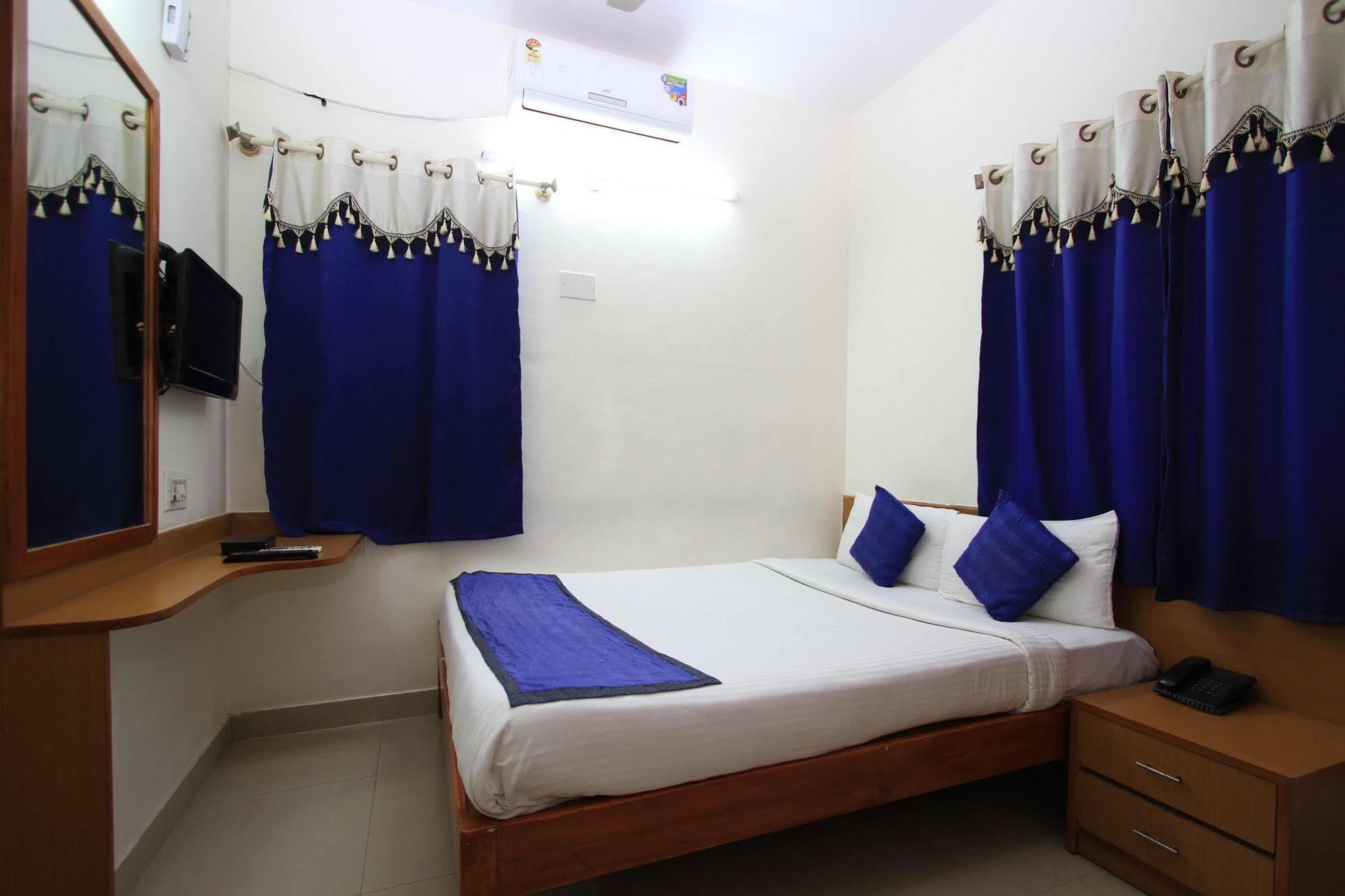 העיר בנגלור Arra Suites Kempegowda Airport Hotel מראה חיצוני תמונה