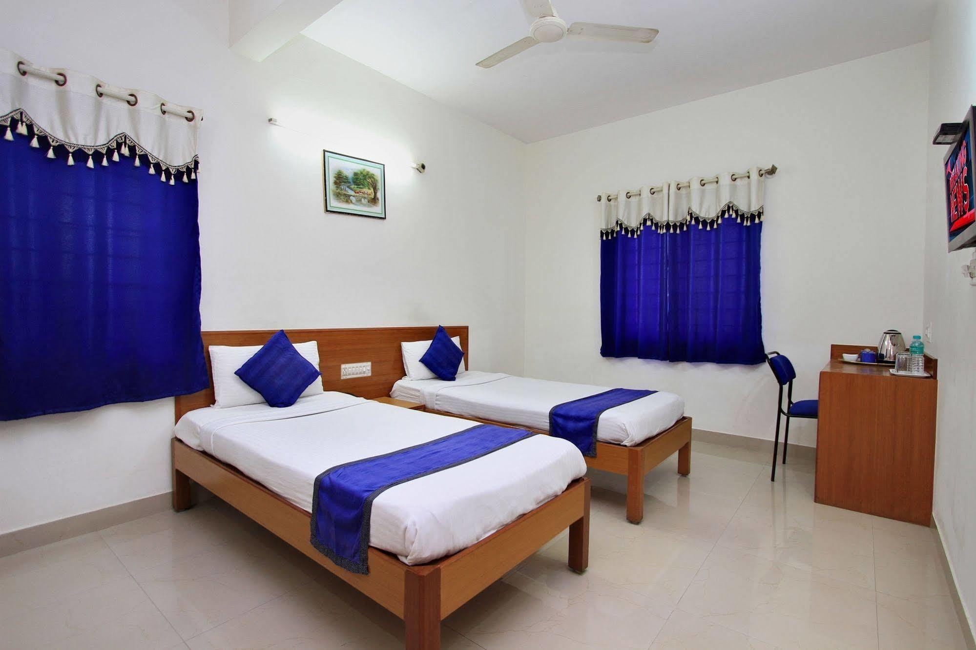 העיר בנגלור Arra Suites Kempegowda Airport Hotel מראה חיצוני תמונה