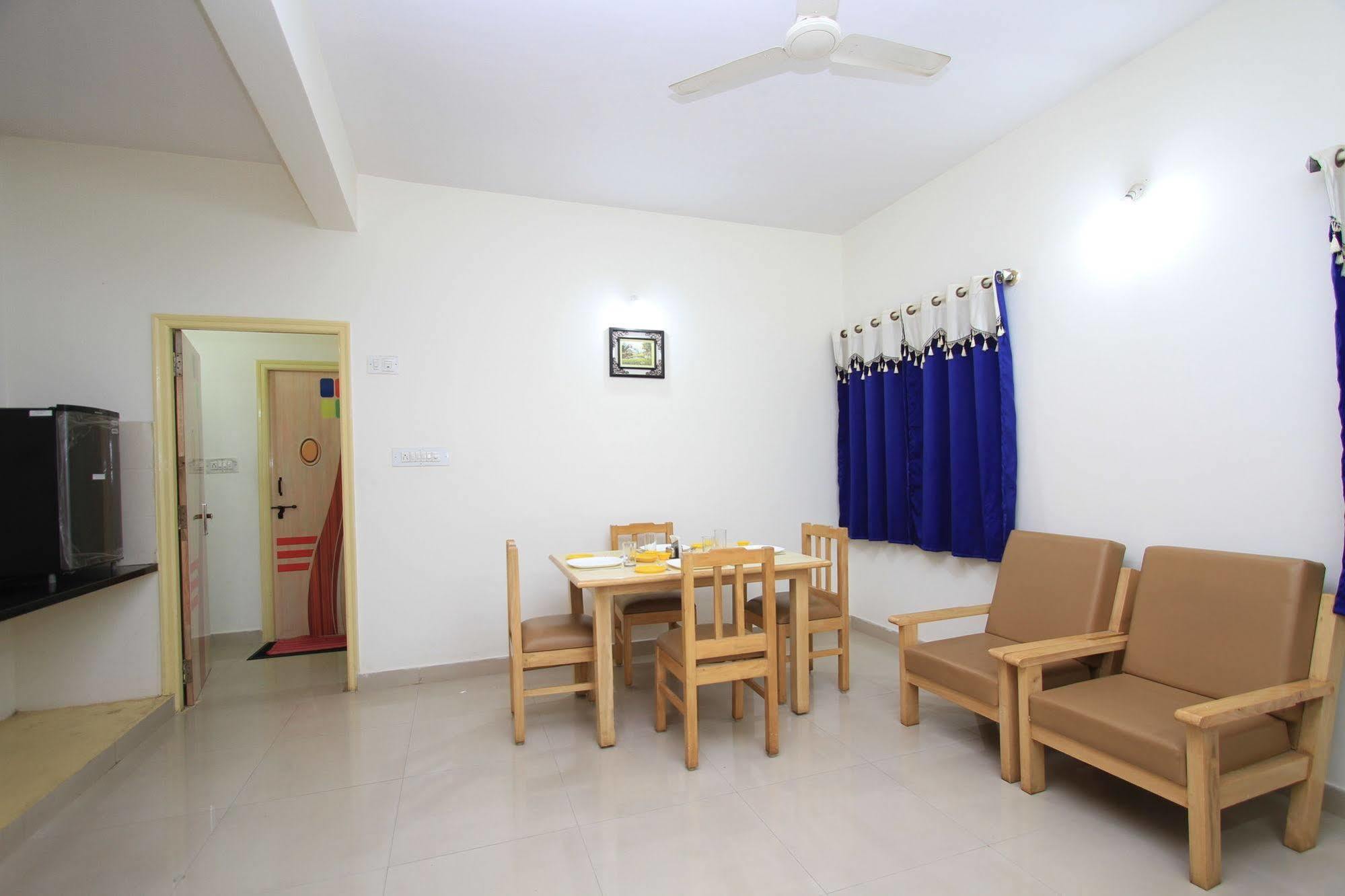 העיר בנגלור Arra Suites Kempegowda Airport Hotel מראה חיצוני תמונה