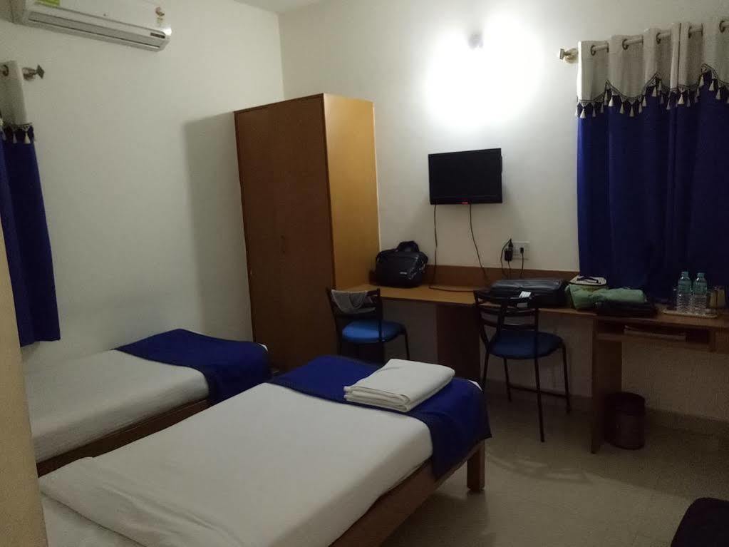 העיר בנגלור Arra Suites Kempegowda Airport Hotel מראה חיצוני תמונה